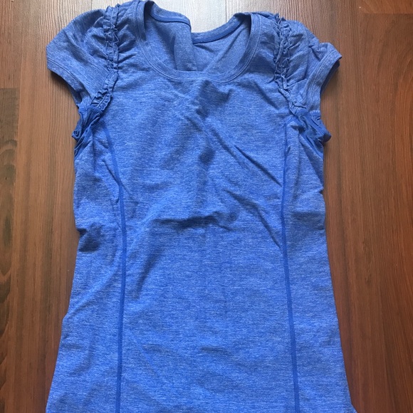 Lulu run top - Picture 2 of 2